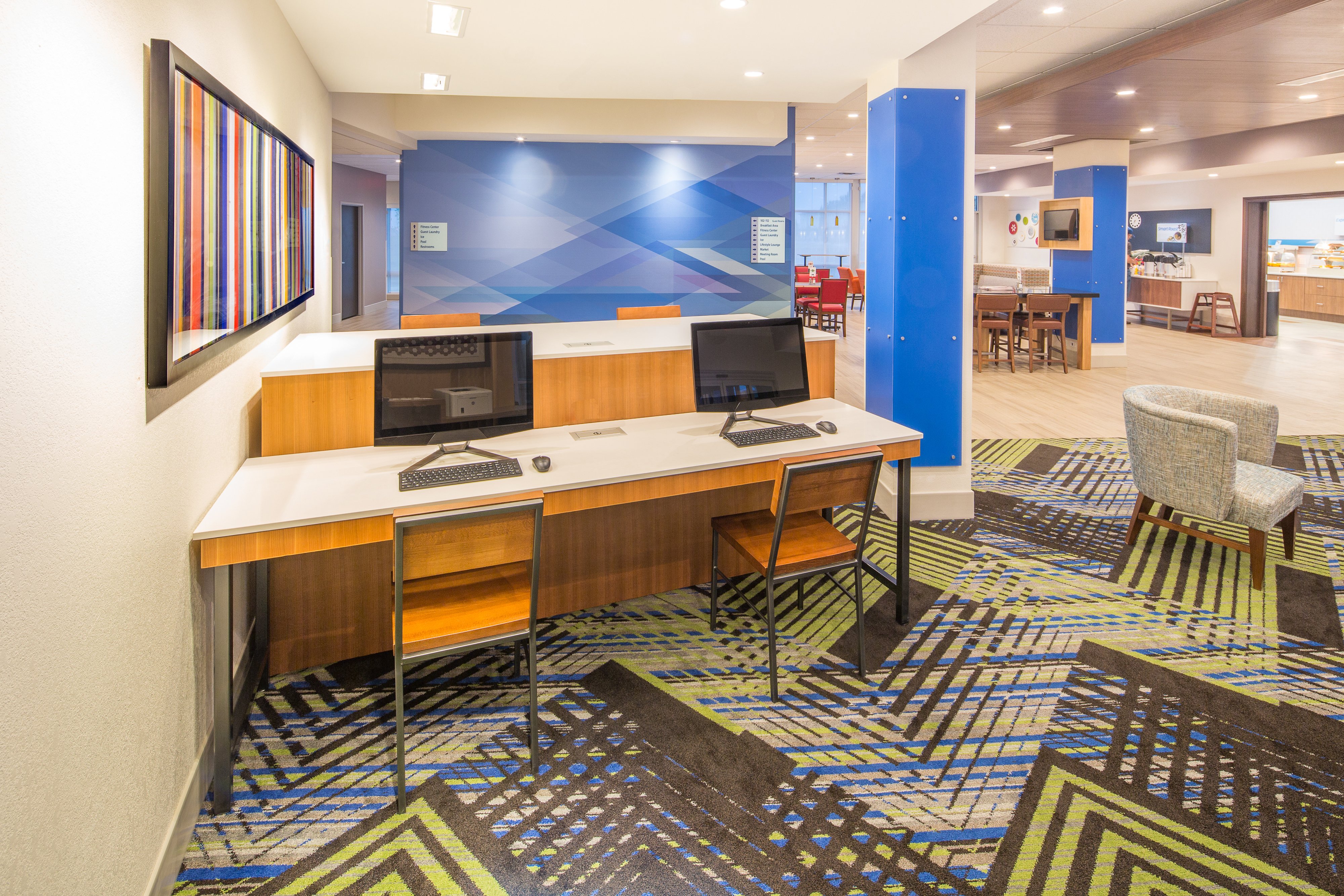 Holiday Inn Express Suites Indianapolis Nw Whitestown 21/23