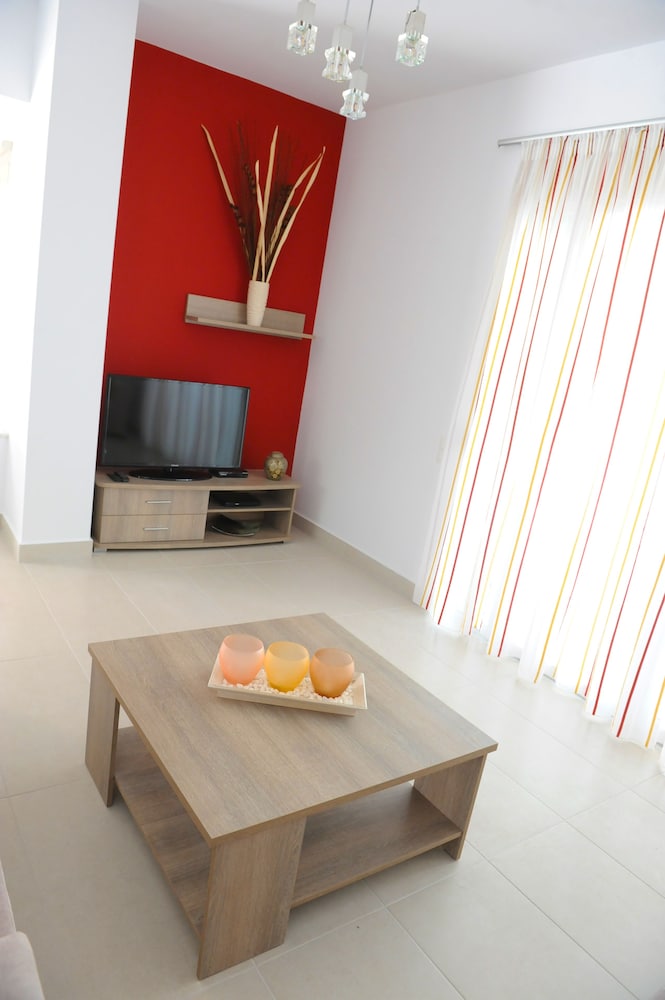 GENNADI AEGEAN HORIZON VILLAS 33/39