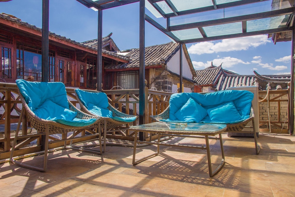 Lijiang Xueshanyu Inn 24/36