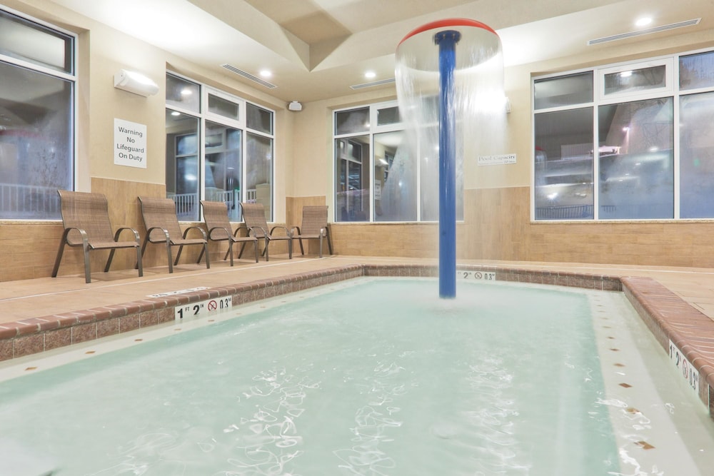 Holiday Inn Jackson Nw Airport Road 42/79