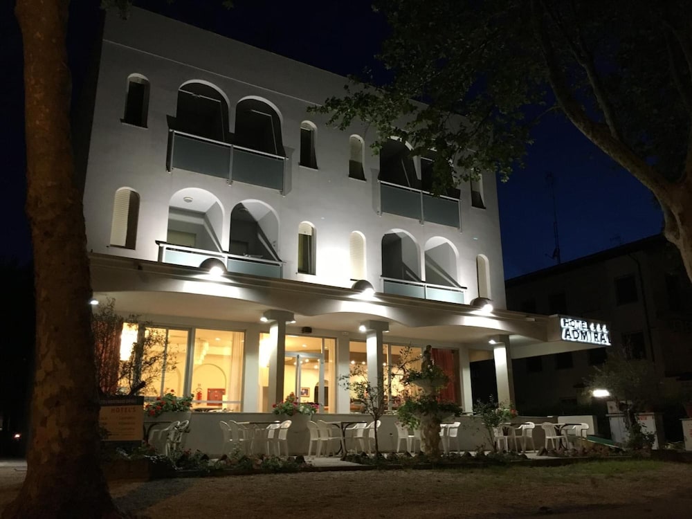 Hotel Admiral 4/61