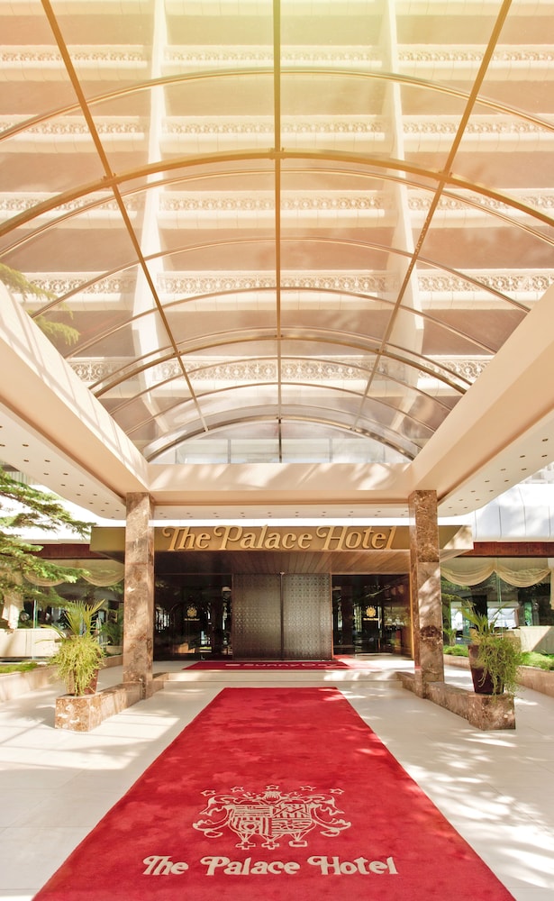 Palace Hotel 5/50
