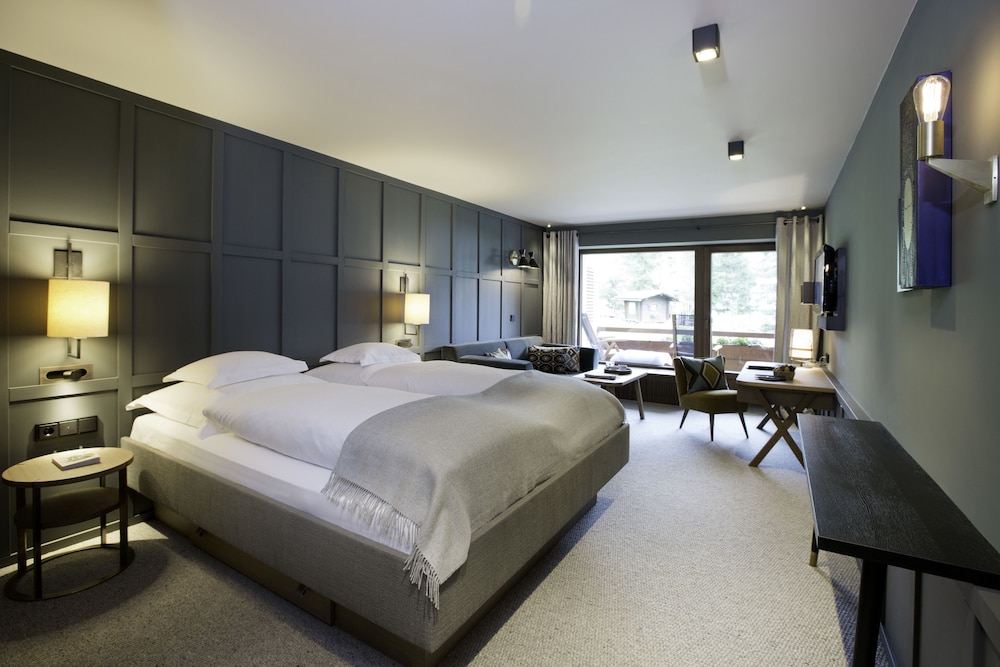 HOTEL BERGHOF 15/79