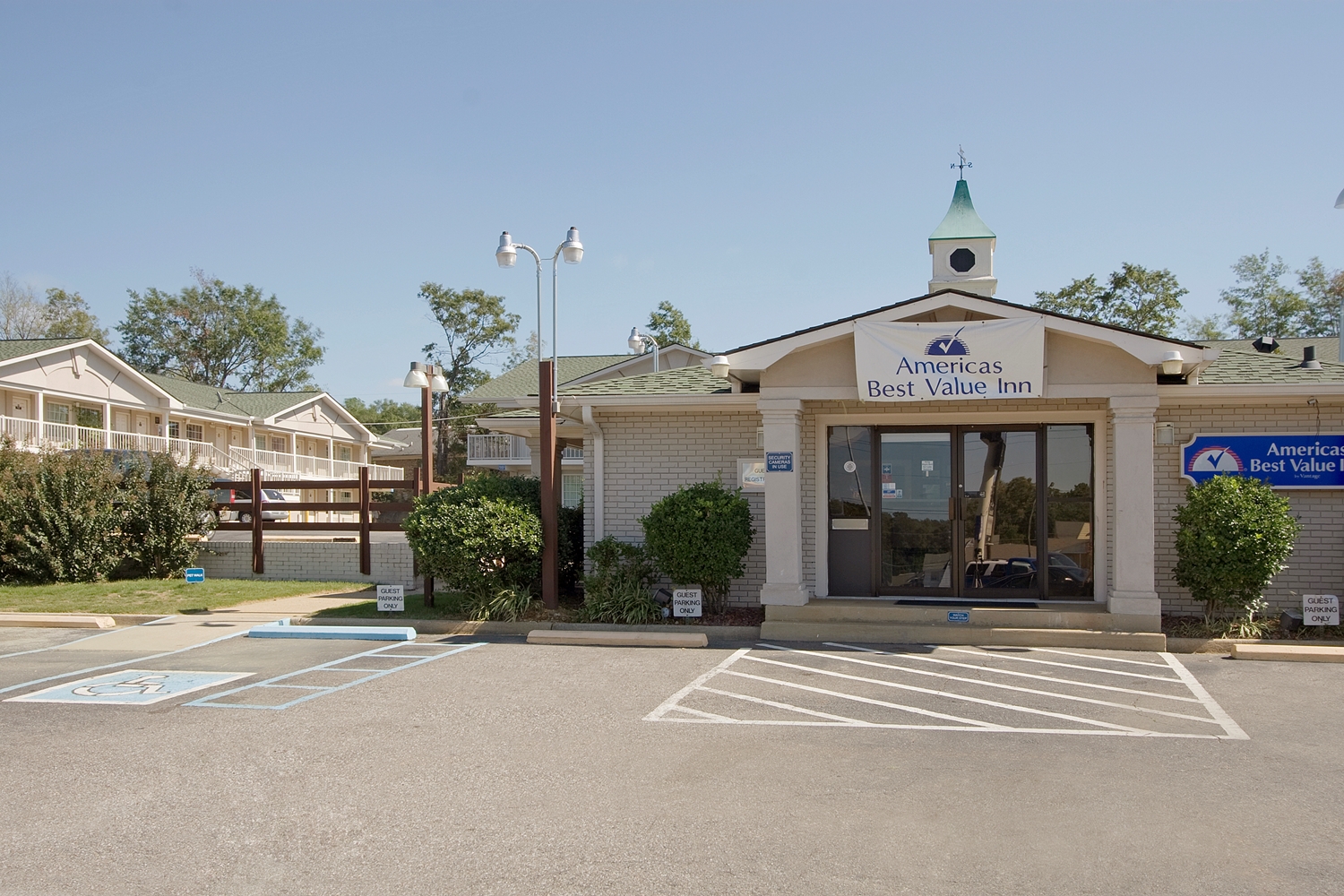Americas Best Value Inn -Tuscaloosa 20/20