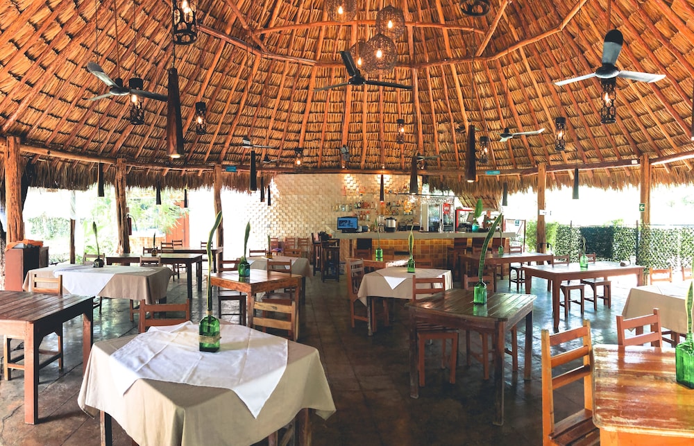 Hotel Boutique Cenote San Ignacio 35/50