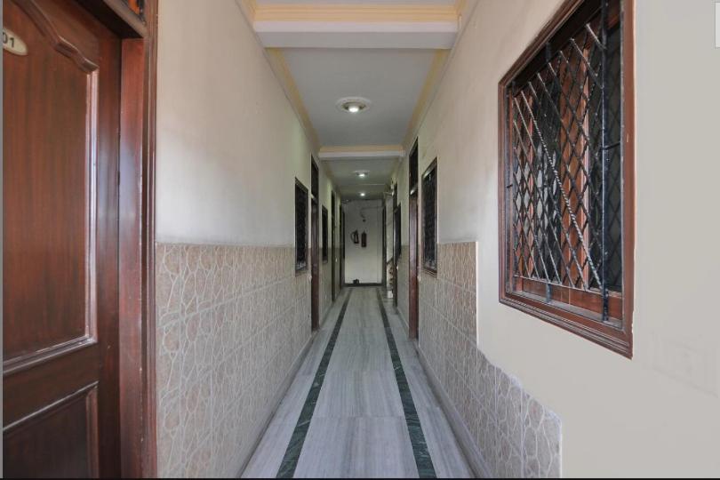 Lord Krishna Dx Inn Hotel 22/33