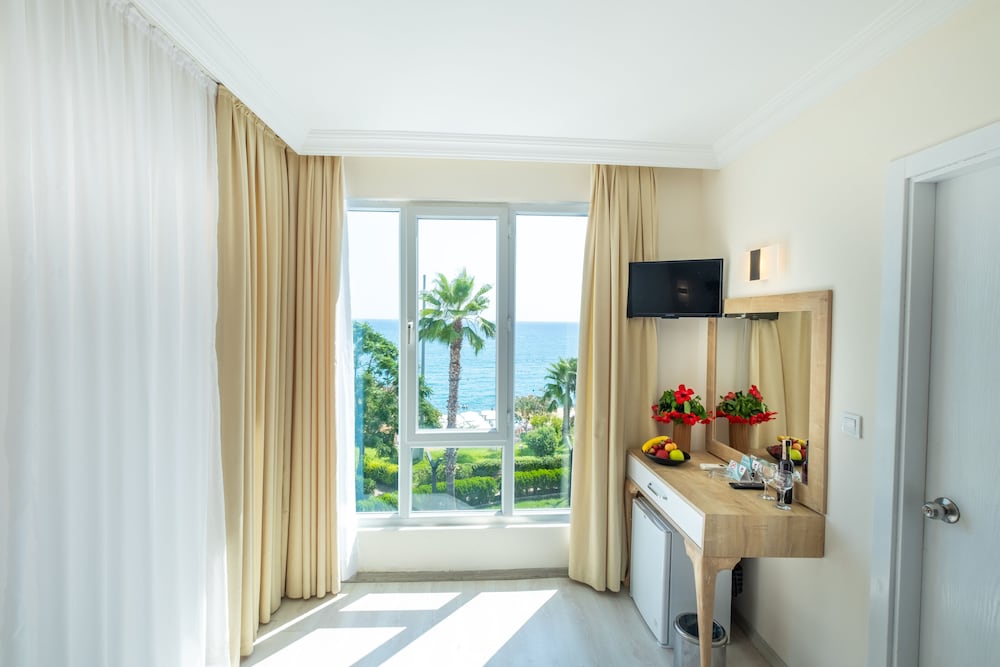 Viking Beach Hotel & Spa 7/26