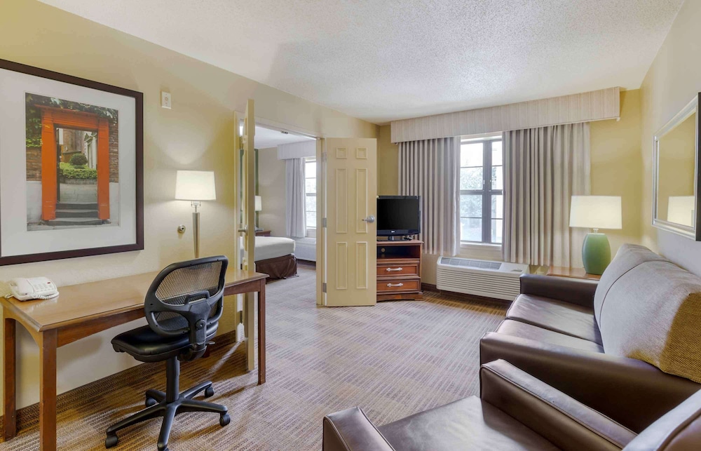Extended Stay America Fayetteville Cross Creek Mall 35/49
