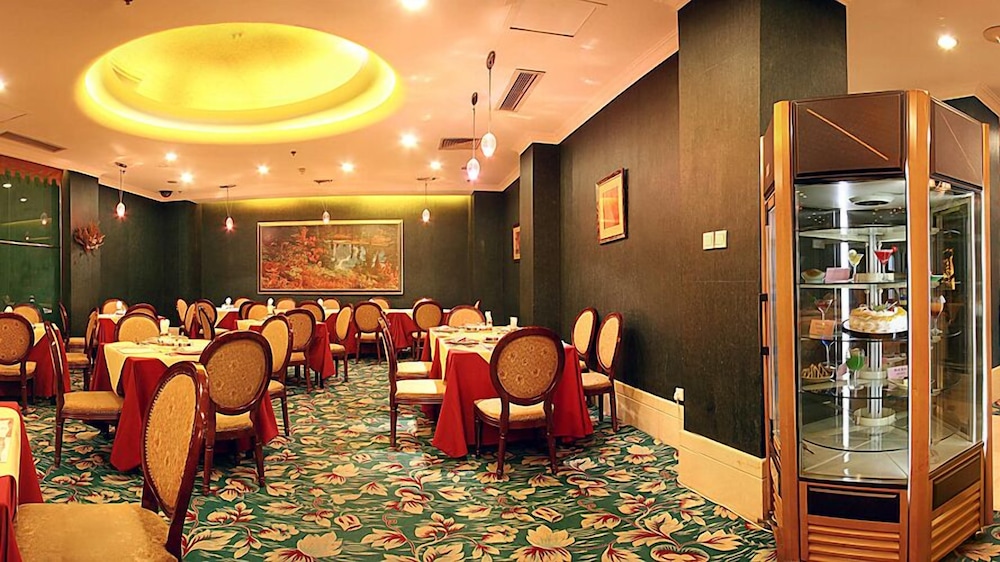 Beijing Minzu Hotel 35/36