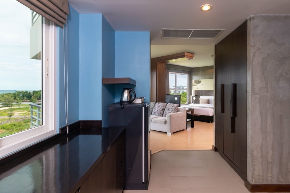 Silathip Huahin Serviced Apartment & Hotel 46/72