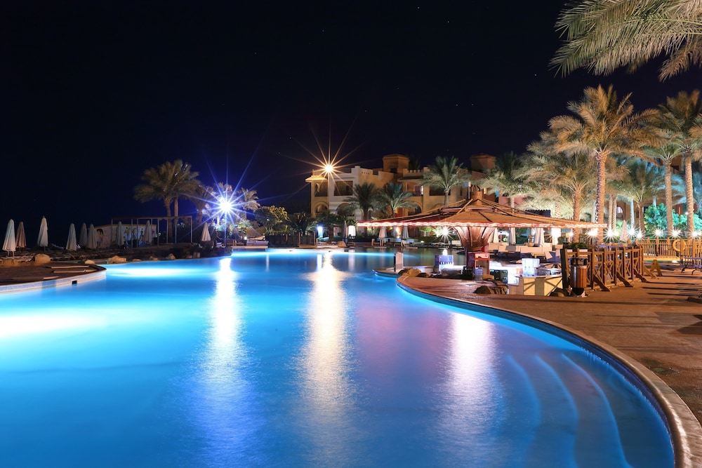 Rehana Royal Beach Resort and Spa 61/68