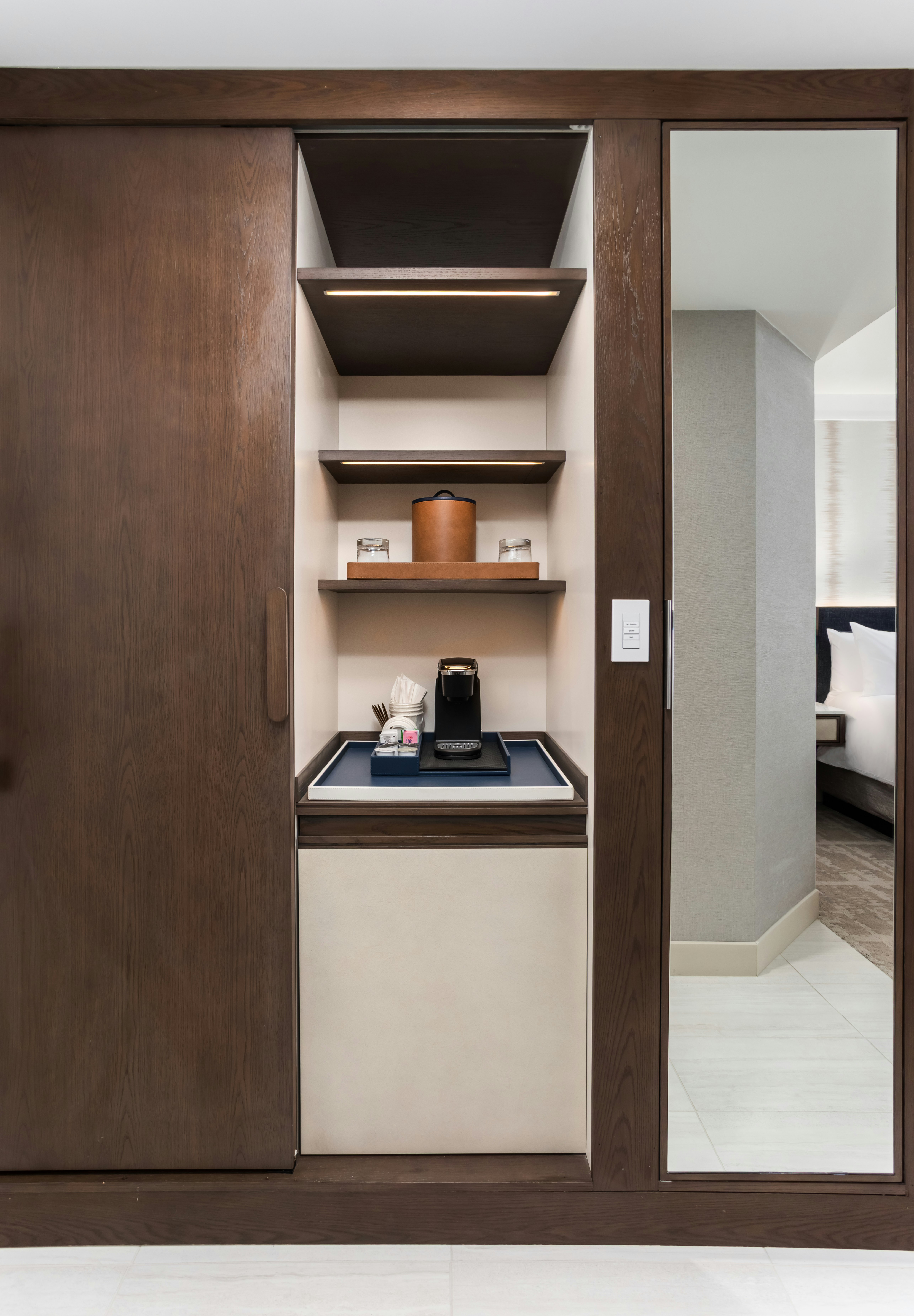 Luxury, King Bed, Accessible, Loews Vanderbilt Hotel 4/4