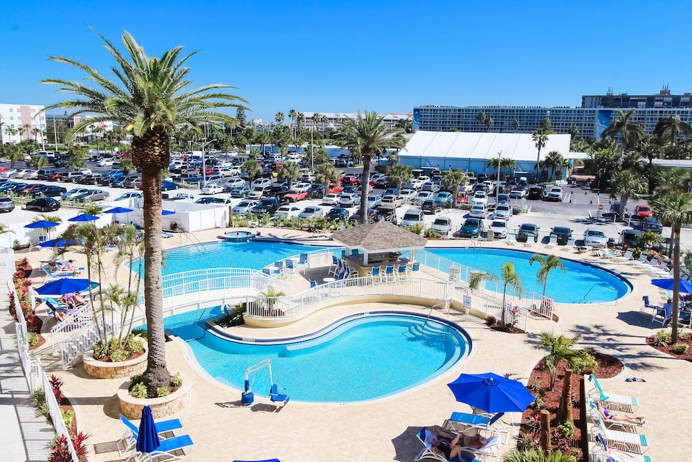 Coral Reef Beach Resort 13/32