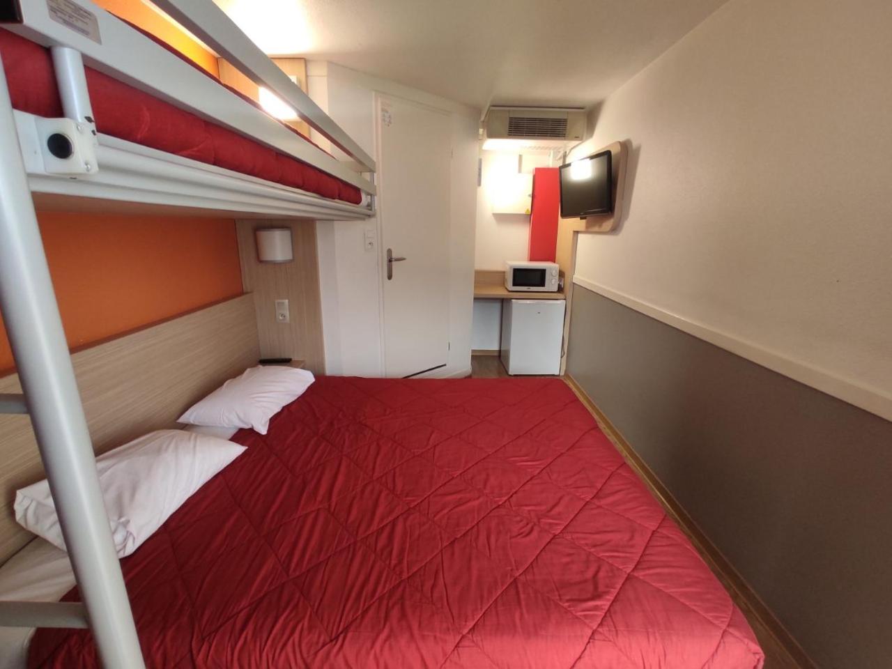 Plus, Comfort, 1 Double and 1 Single Bed