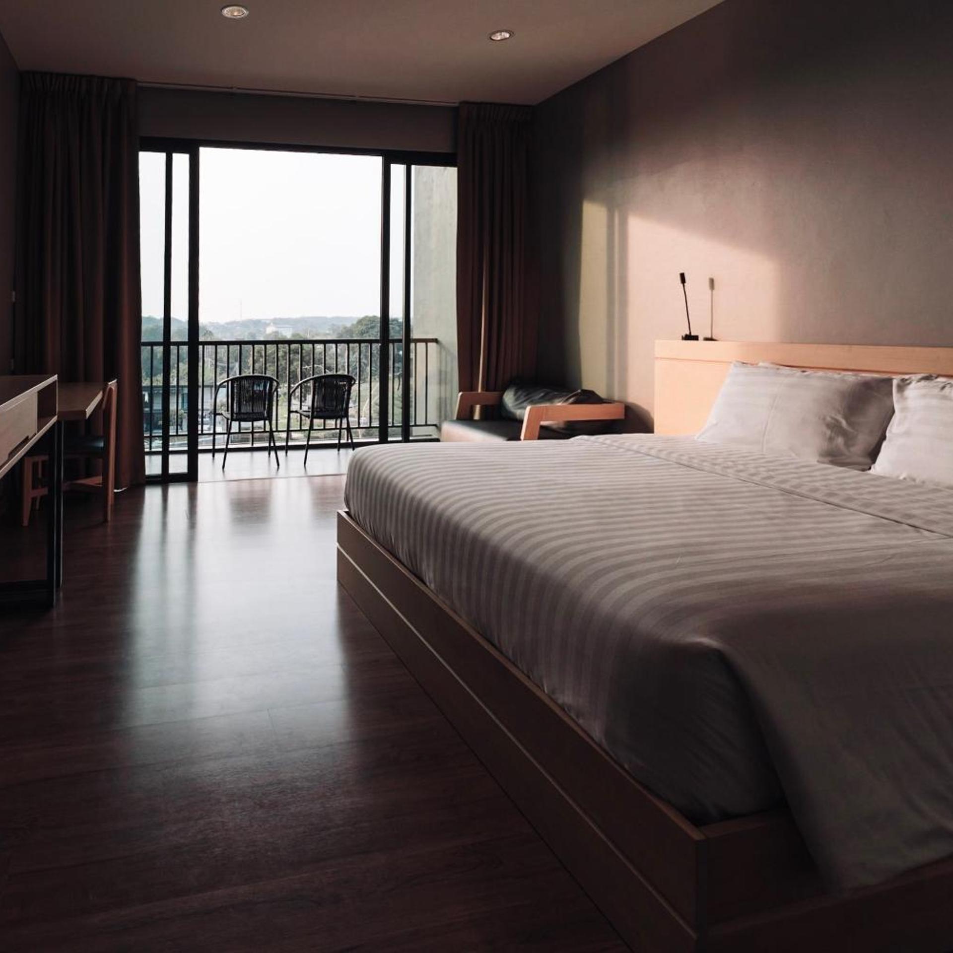 Riverawan Hotel 18/73