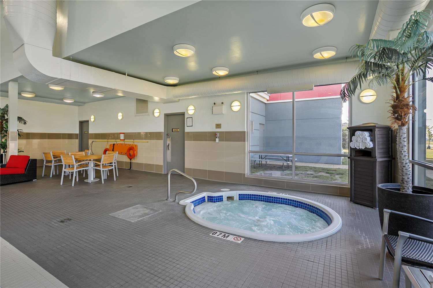 Best Western Plus Airport Inn and Suites 19/46