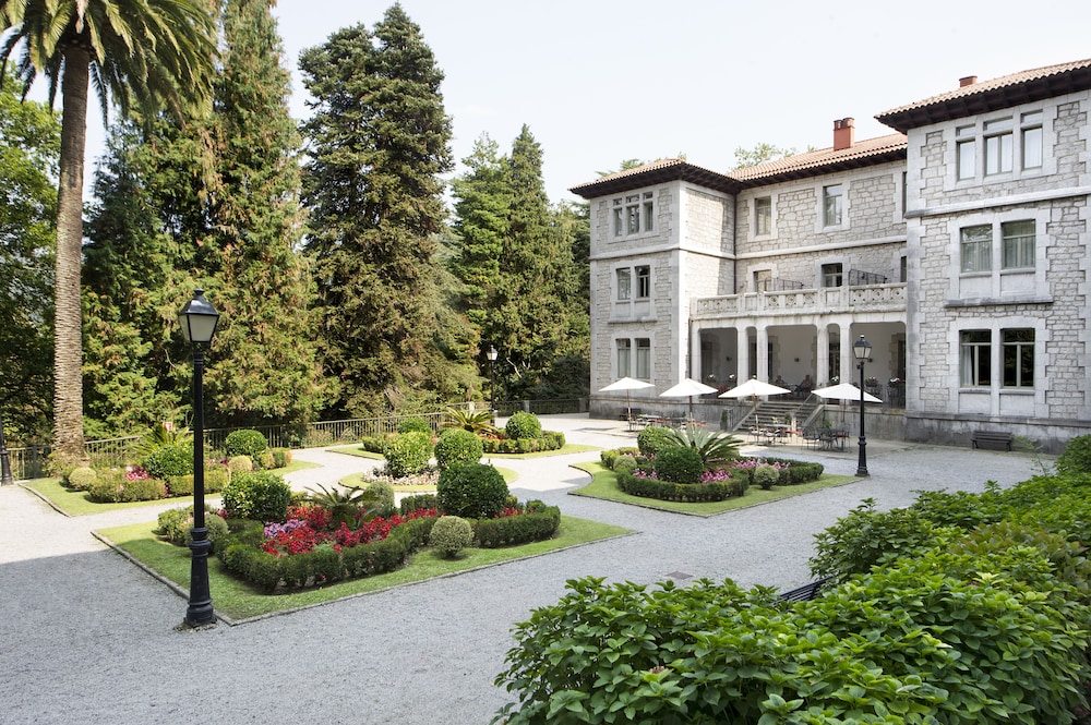 Parador de Limpias 45/50