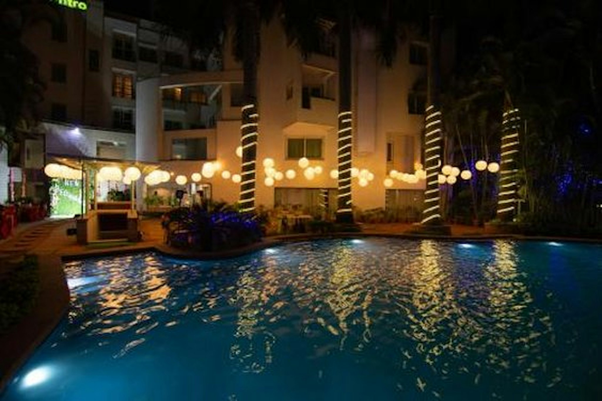 Halcyon Hotel Residences 51/55