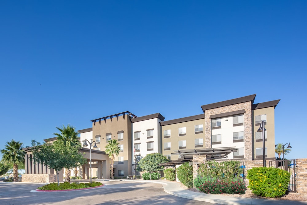 Holiday Inn Express Hotel & Suites Surprise 1/57