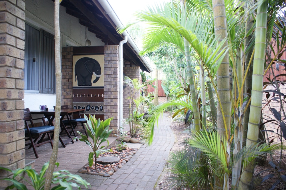 Bhangazi Lodge 38/39