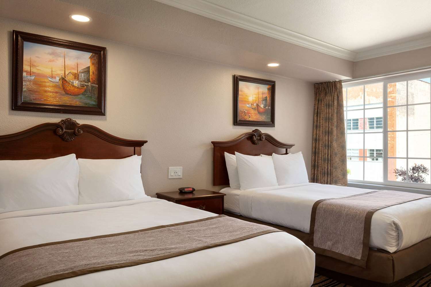 Days Inn by Wyndham Eureka CA 9/22
