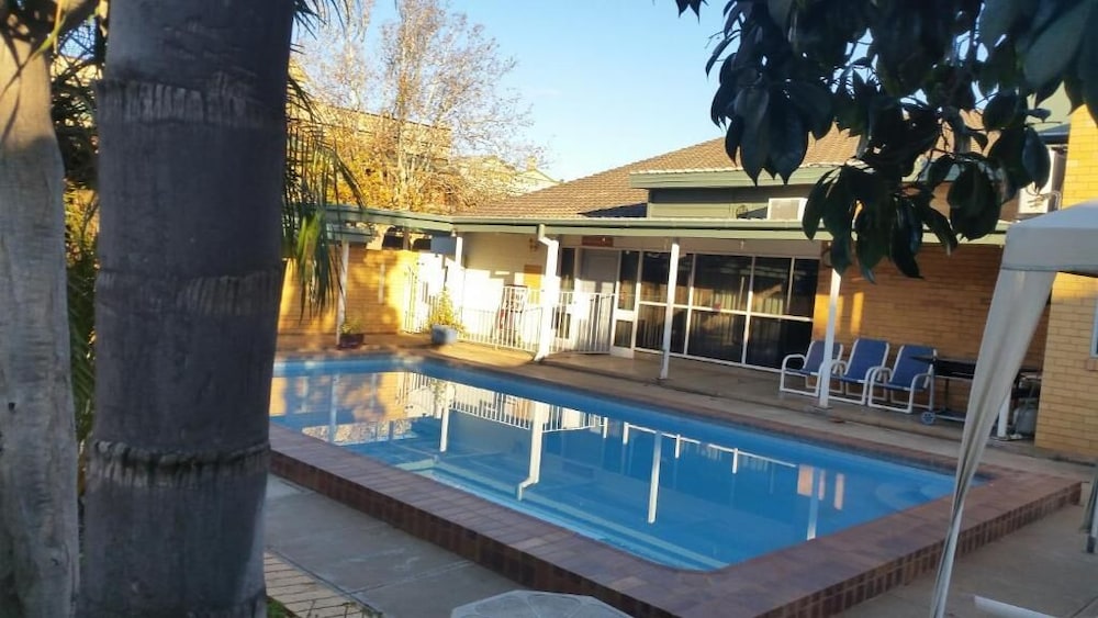 Gateway Motor Inn Narrandera 21/45
