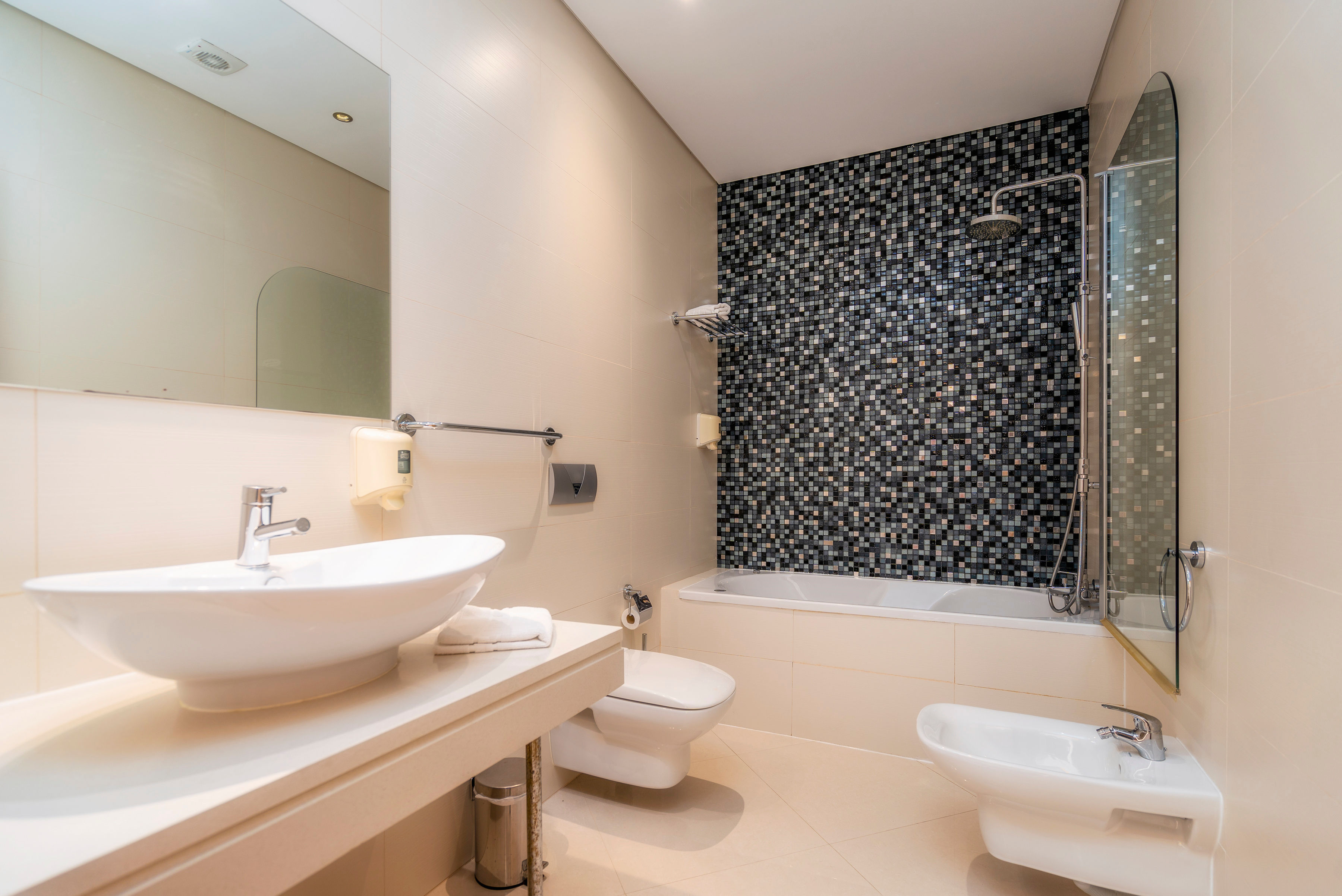 Colina Verde Golf Sports Resort 48/50