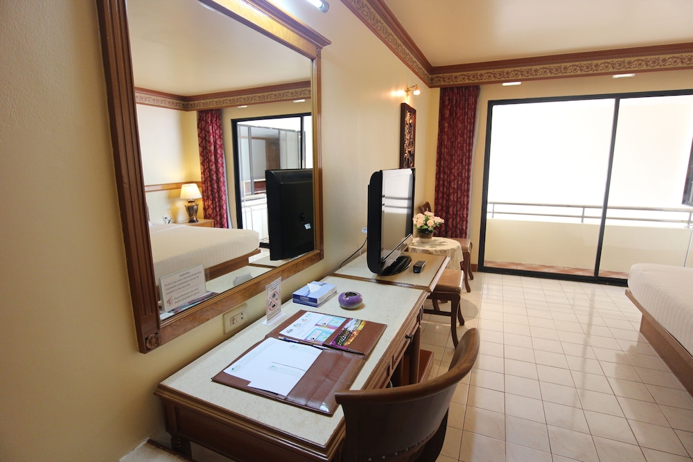 Phi Phi Hotel 30/64