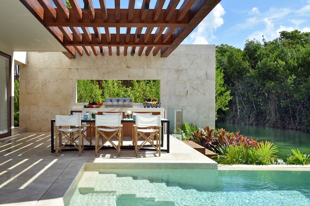 Rosewood Mayakoba 14/89