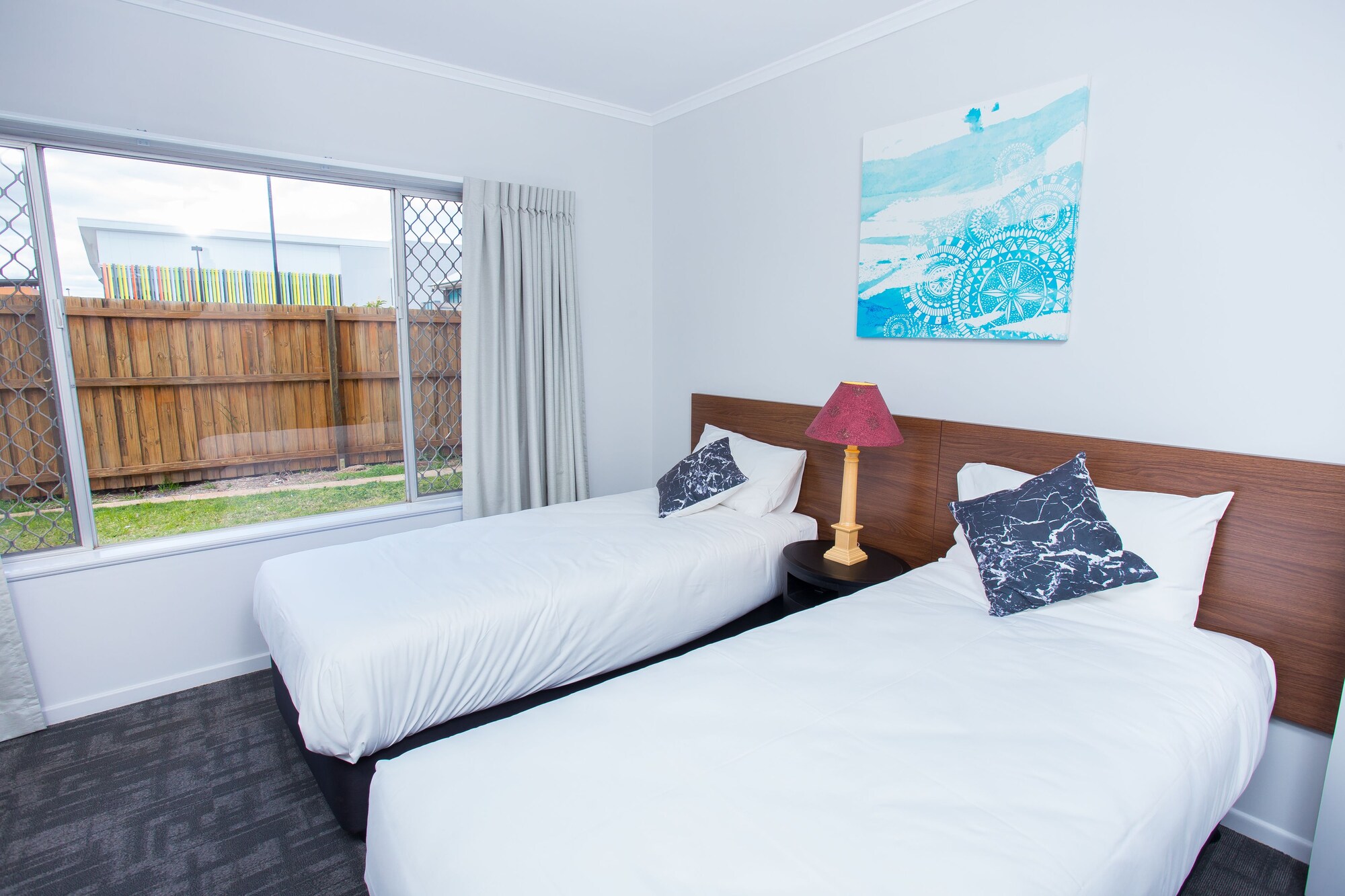 2 BEDROOMS, APARTMENT