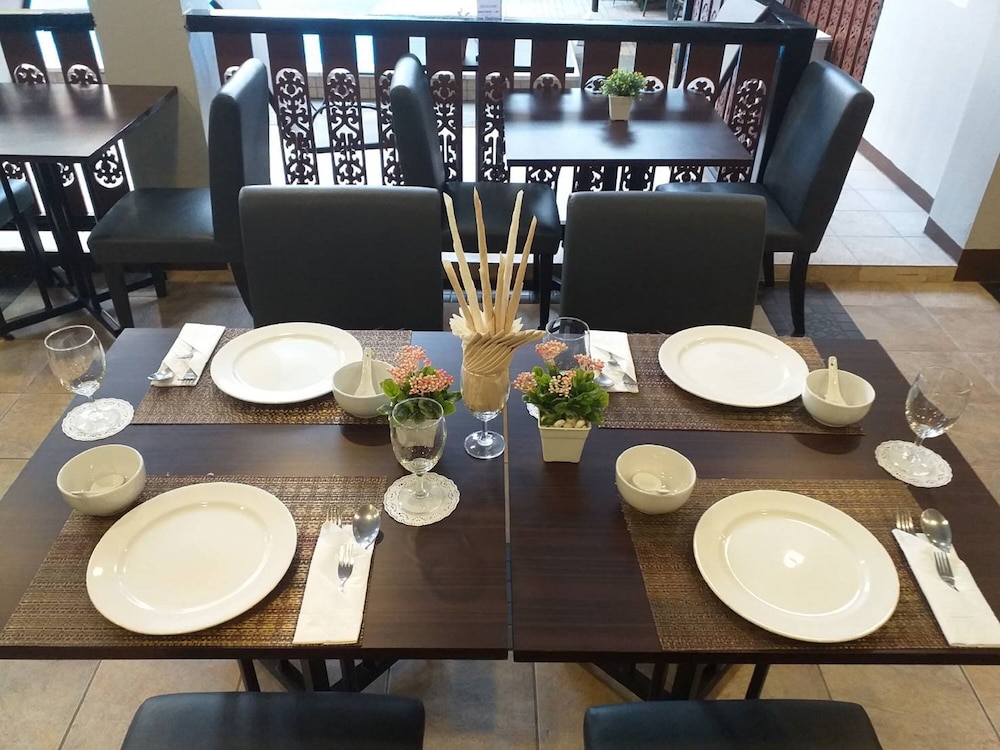 RATANA HOTEL CHIANG MAI 35/49