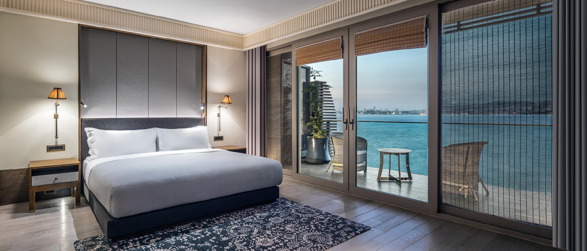 Sea, Grand, Suite, King Bed