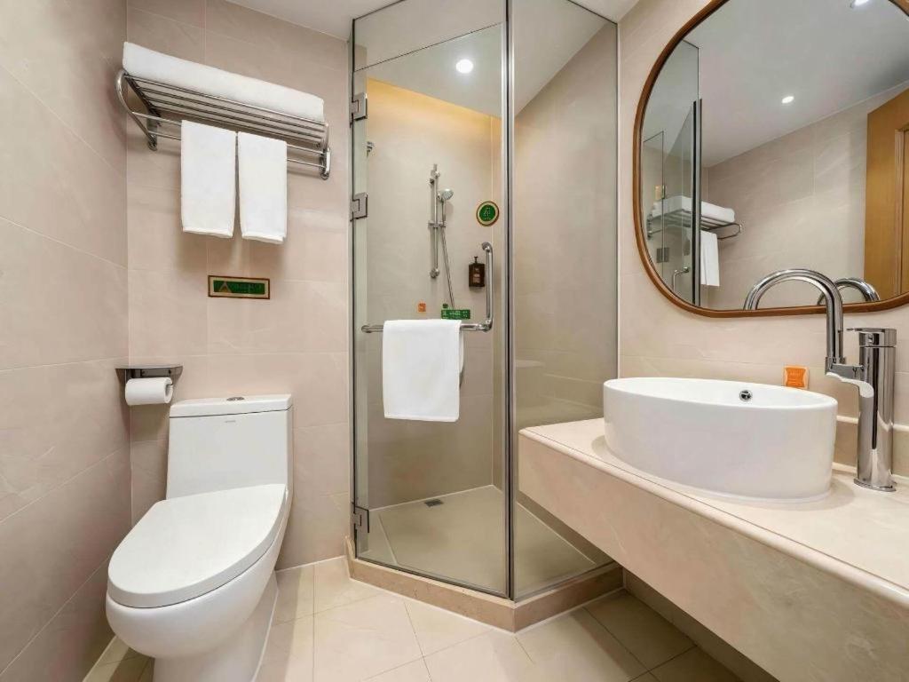 Vienna Hotel (Shenzhen Guanlan Shanshui Tianyuan) 55/58