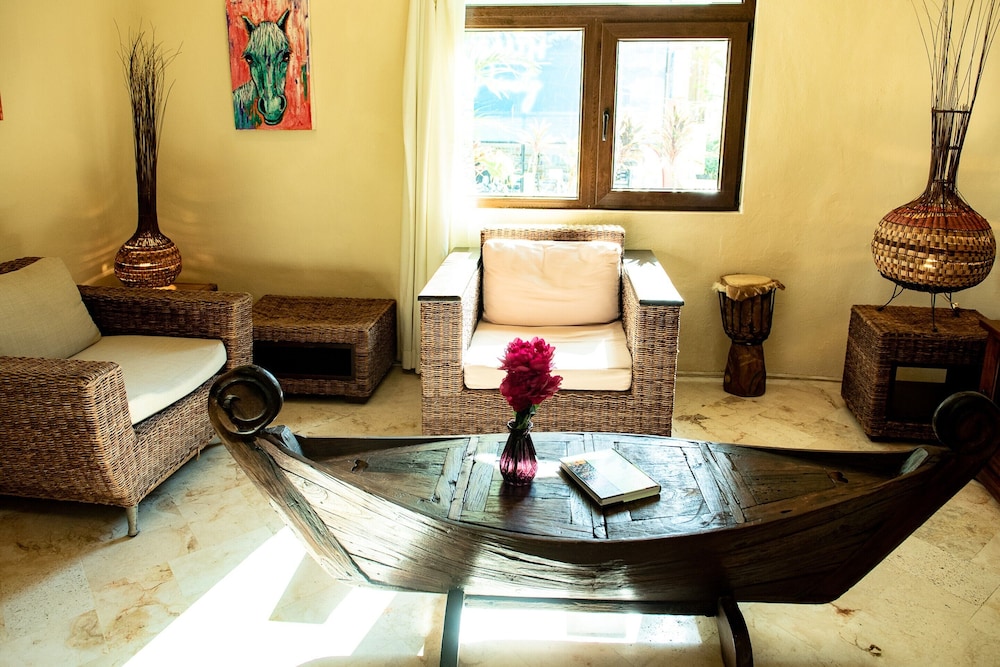 Villas Sacbe Condo Hotel 30/49