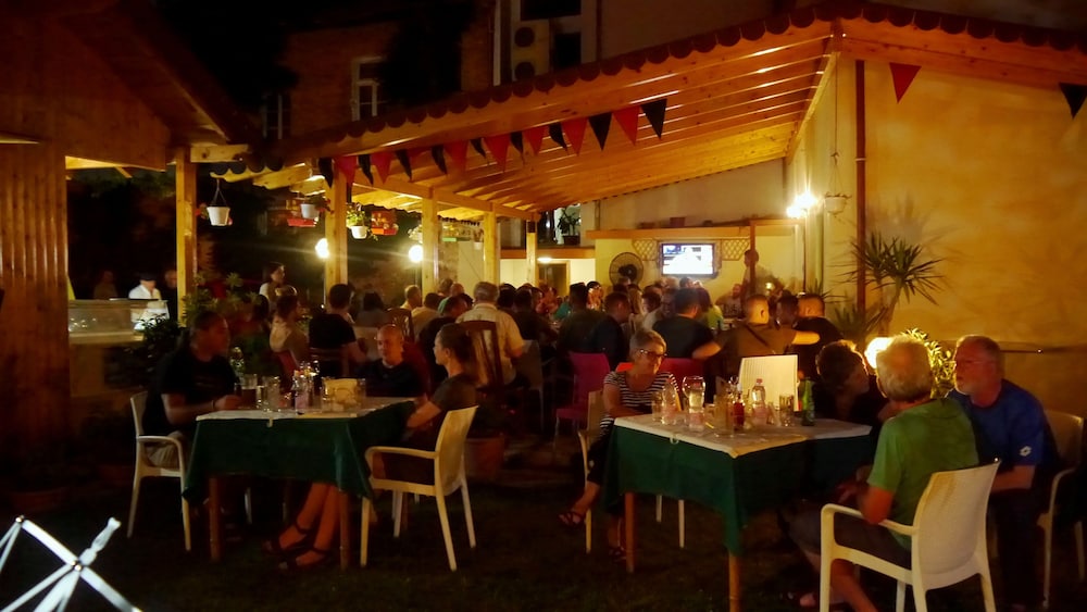 Kruja Hotel 52/65
