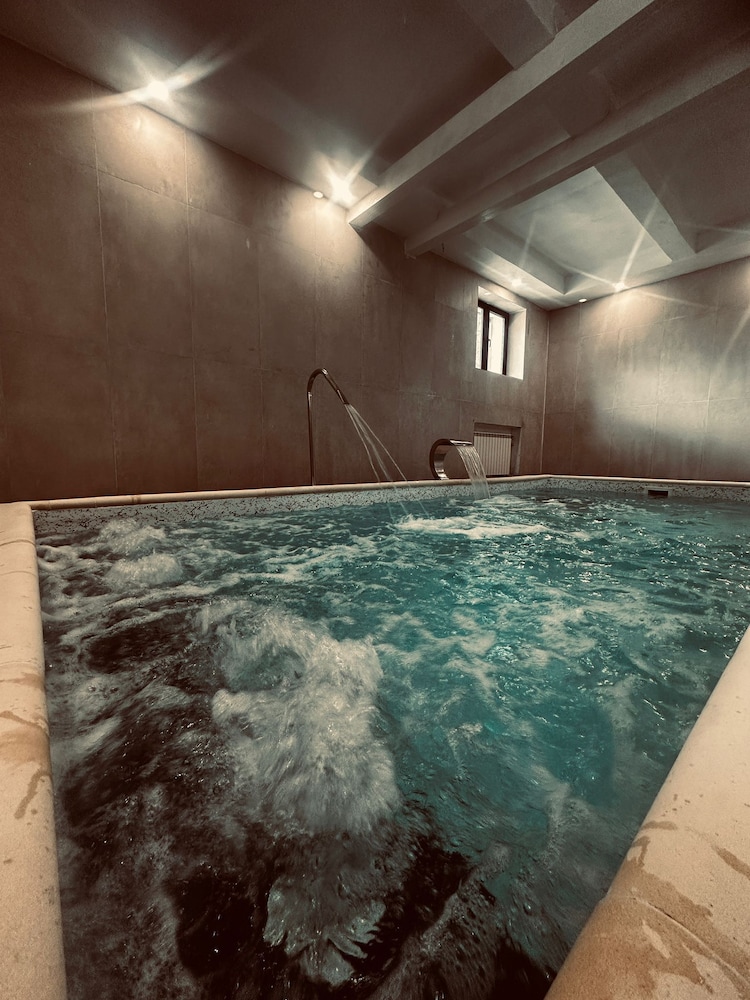 HOTEL BULEVARD PREDEAL 39/56