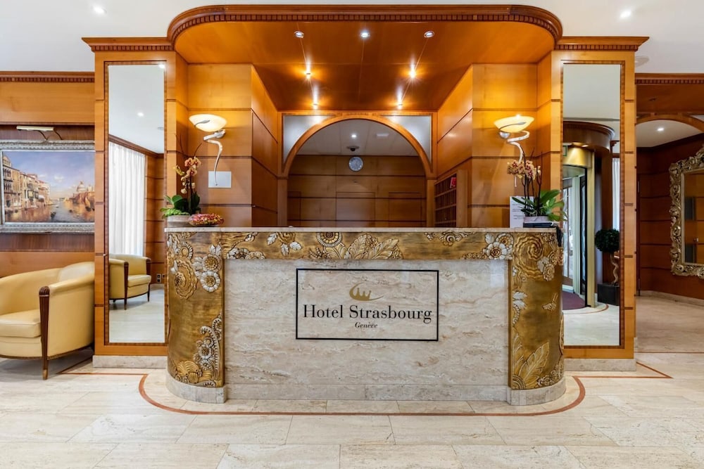 Lobby at Hotel le Square, GENEVA