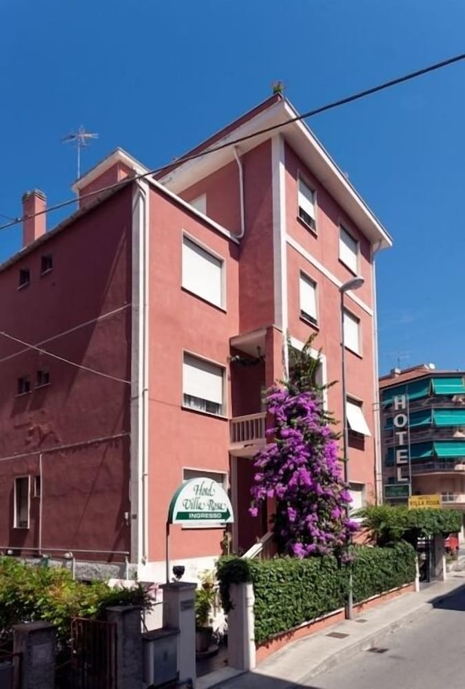 Hotel Villa Rosa 2/40