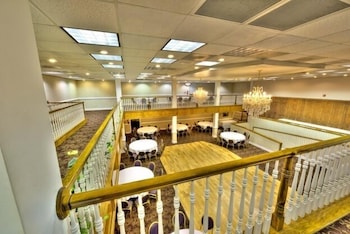 Village Inn Clemmons/Winston Salem, Trademark Collection by Wyndham 55/69