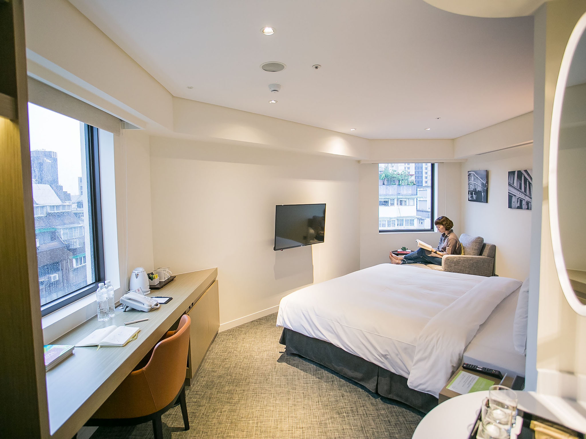 Business, Double Bed