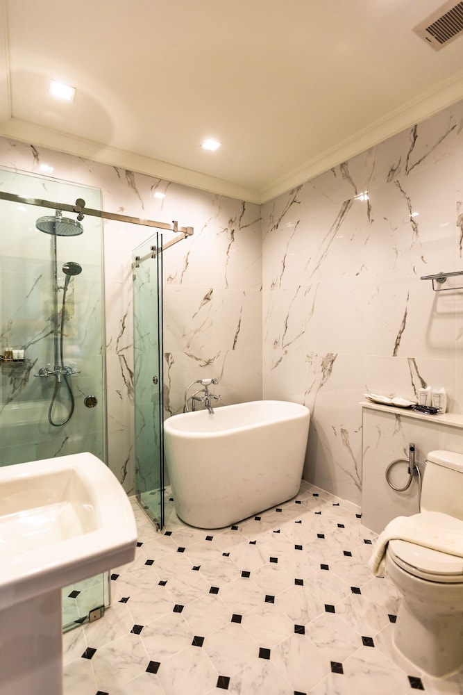 جناح سيغنتشر بسرير كينج، Merchant Villa 3/3