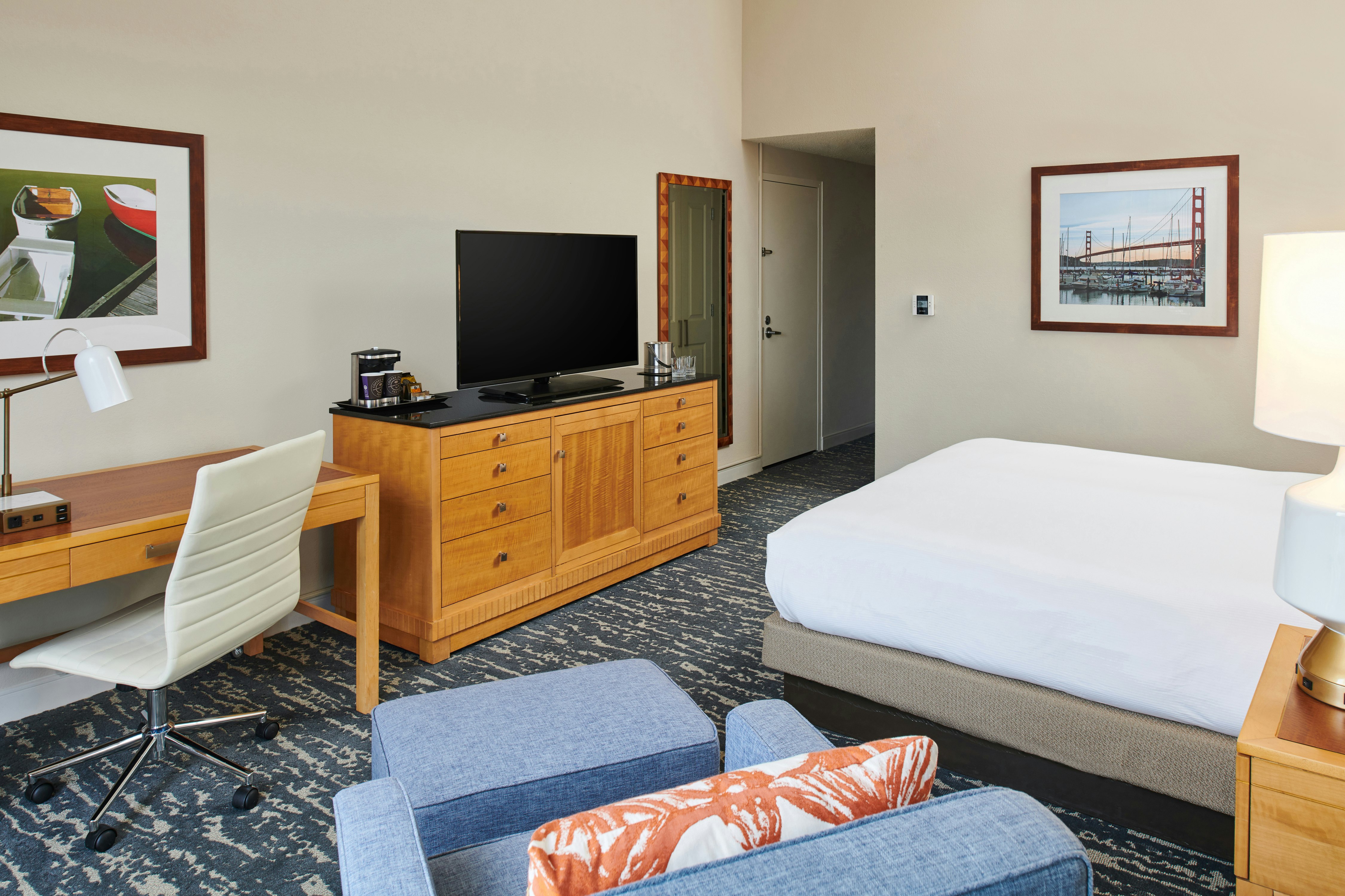 Room, King Bed, Accessible
