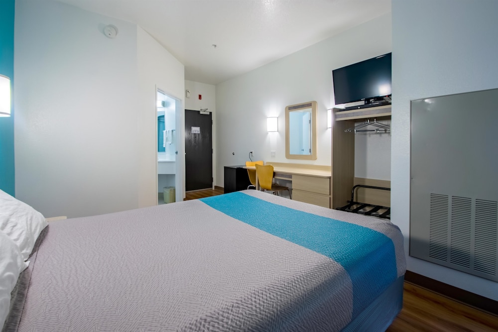Motel6 Portland, OR - I-5 20/36