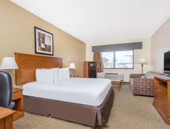 Days Inn By Wyndham Phenix City Near Fort Benning 11/16