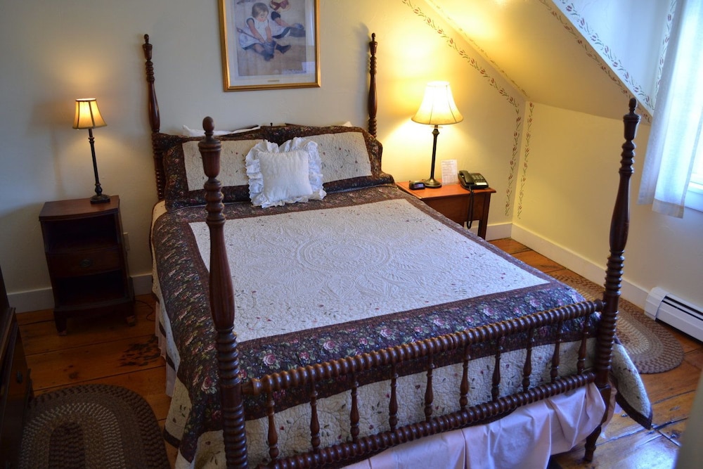 The Dowds Contry Inn and Event Center 13/50