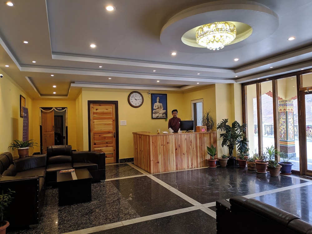 Bhutan Silverpine Resort 14/50