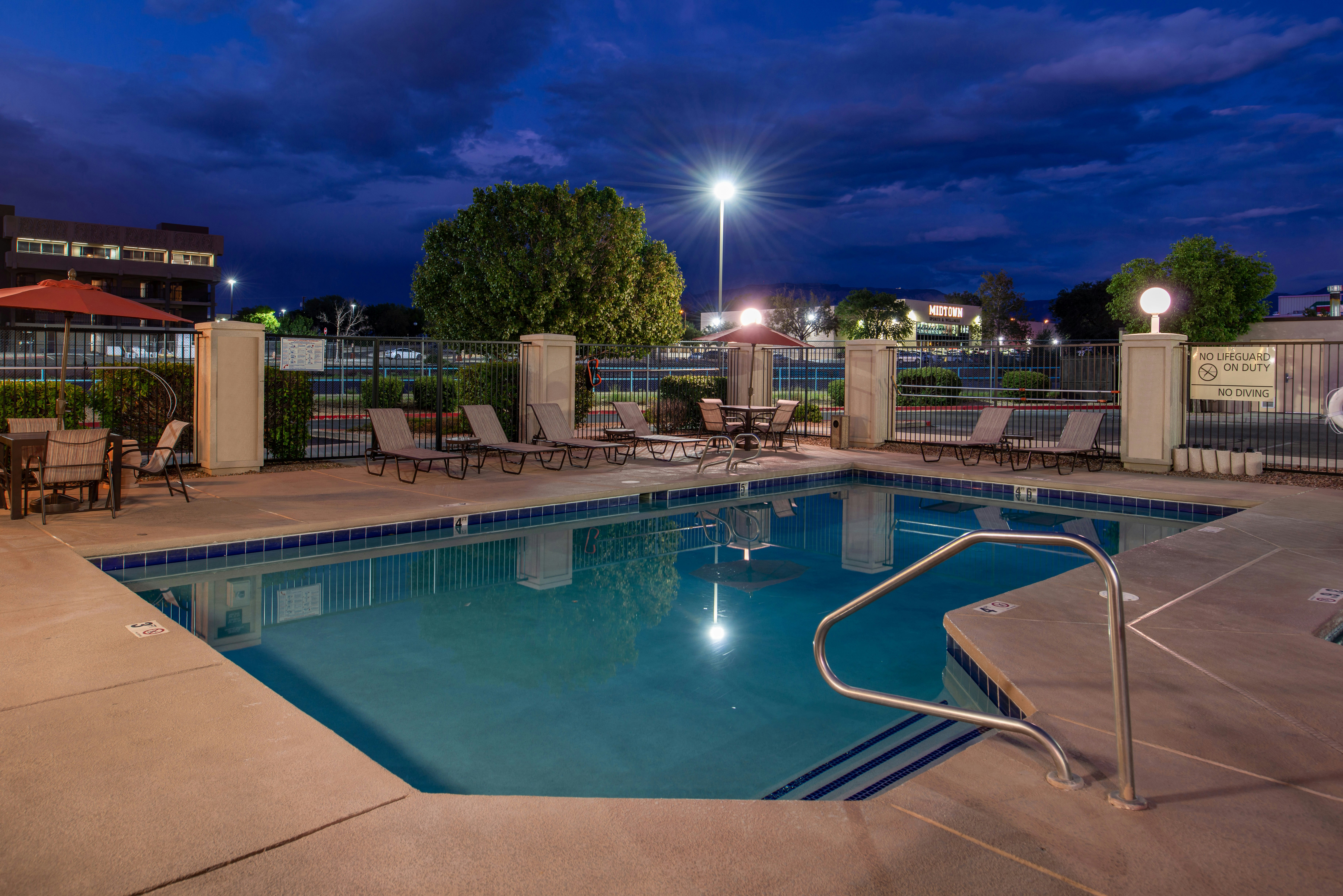 Hampton Inn Albuquerque University Midtown 10/55