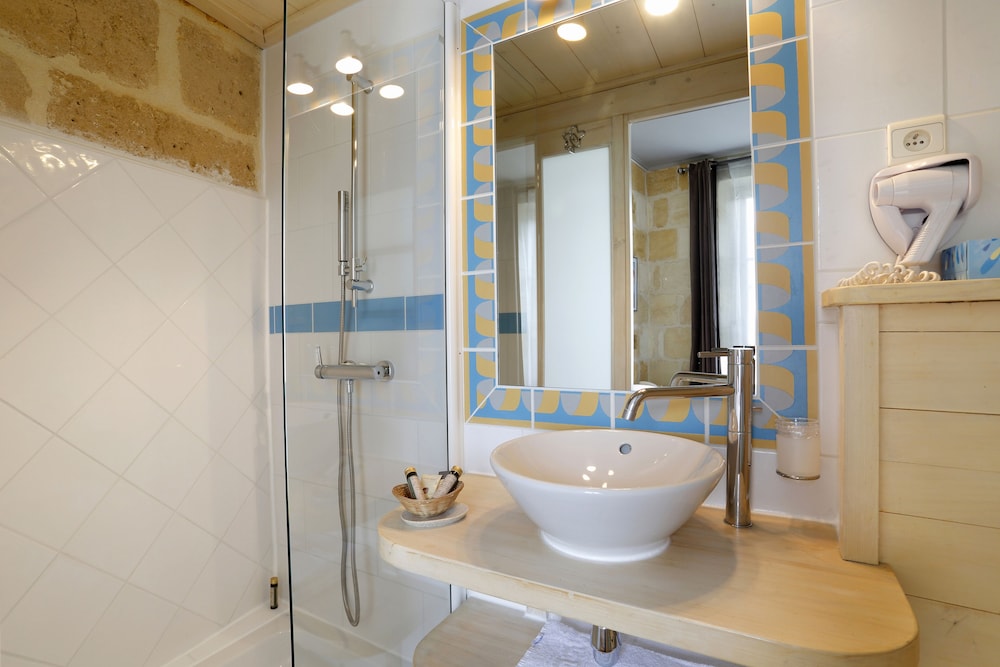 Hotel La Tour Intendance, Bordeaux 7/60