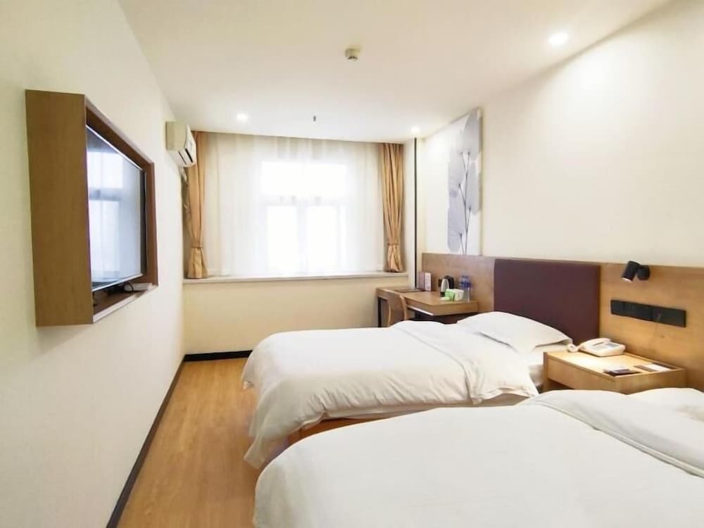 Room at GreenTree Inn Nanjing Shanxi Road Cloth Market Hotel, NANJING