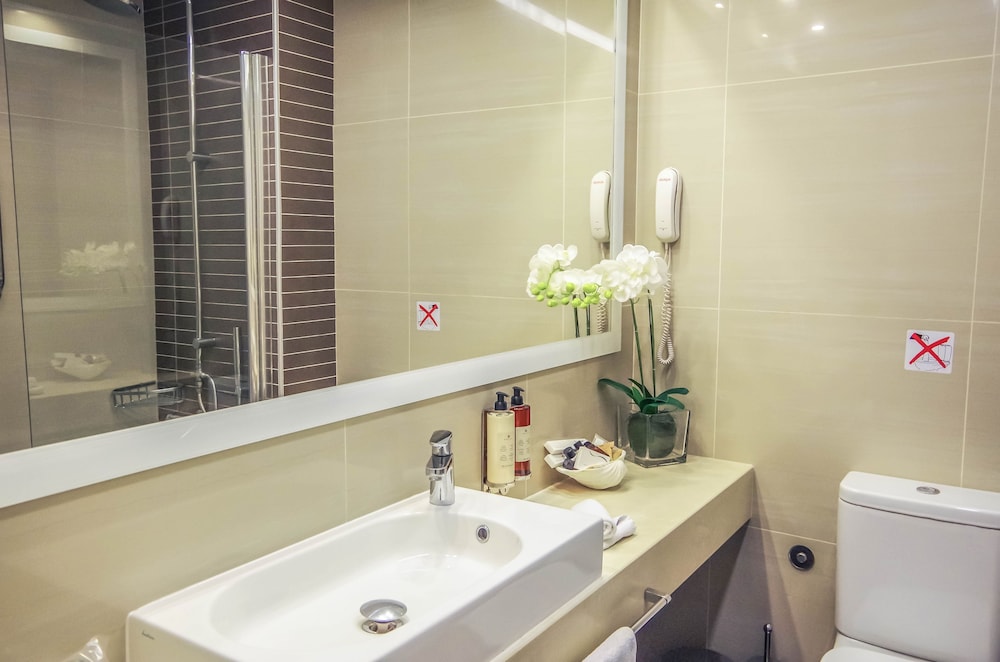 Art Hotel Debono 66/68
